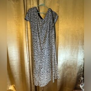 NWT 26/28 black and white leopard dress